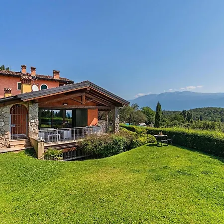 Villa Valeria Con Piscina By Wonderful Italy